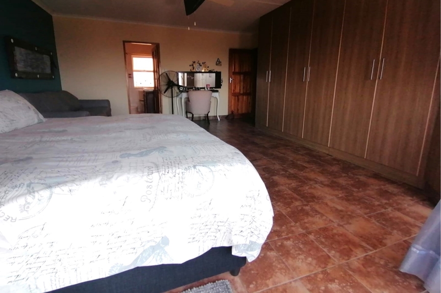 3 Bedroom Property for Sale in Dana Bay Western Cape